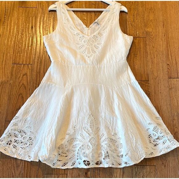 Joie white linen blend lace fit and flare dress 12 - Picture 3 of 11